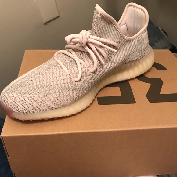 Yeezy Boost 350 Non Reflective - Picture 2 of 3